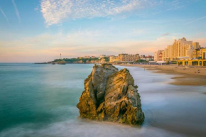 Studio et piscine sur la grande plage